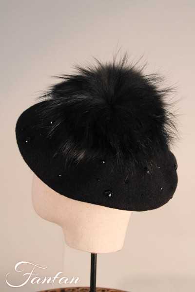 Willi Béret Kesitava noir avec pompon et pierres