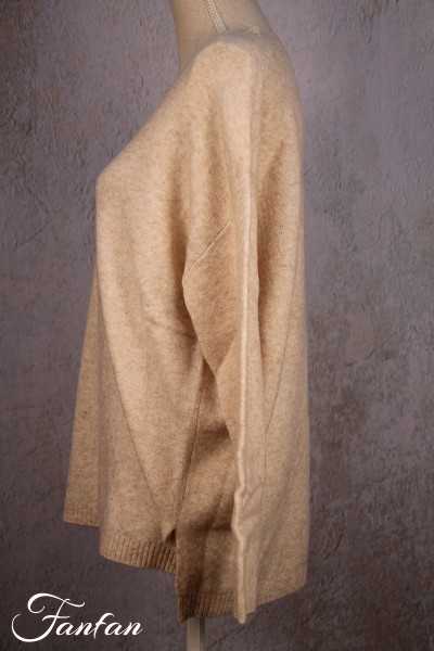 Kokomarina V-neck sweater Enya ecru