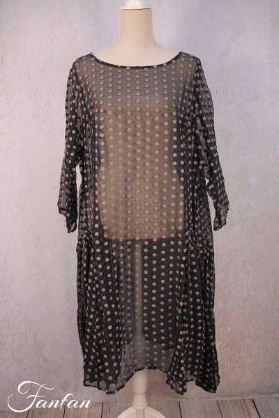 Privatsachen Tragweil dress in silk with dots Satt