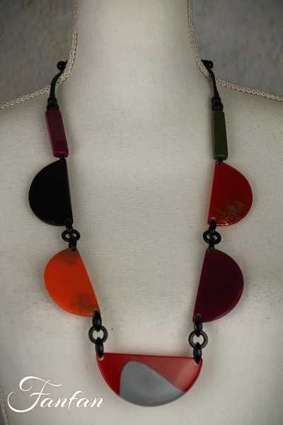 Sautoir multicolore demi-cercles