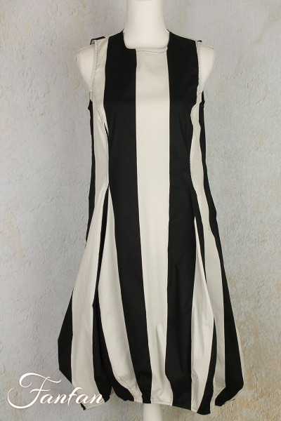 Urban by Alembika Robe UD352 Stripes Noir et Blanc