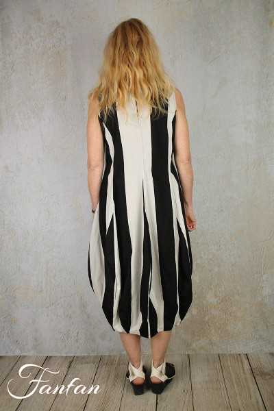Urban by Alembika Robe UD352 Stripes Noir et Blanc