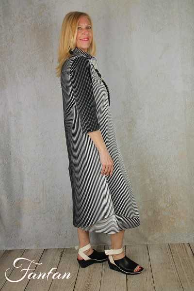 Elemente Clemente Robe Kaiu White/Night