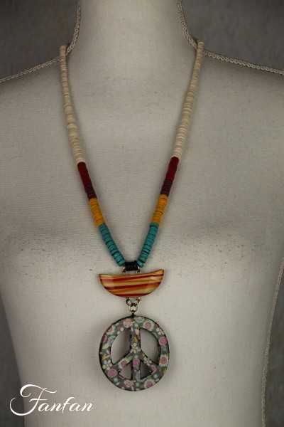 Fanny Fouks Collier sautoir Peace and love