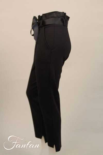 Poussière d'étole Pantalon noir fantaisie