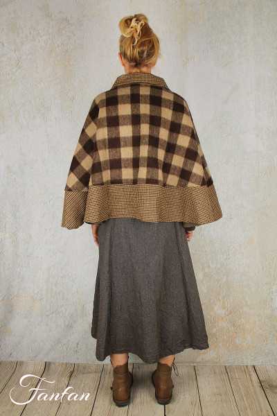 Les Ours Cape Hoya en Laine Carlaine