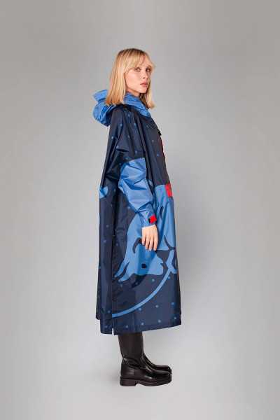 Oracle Red Bull Racing “Team Crest” Rain Poncho – Rainkiss, waterproof poncho made from recycled polyester