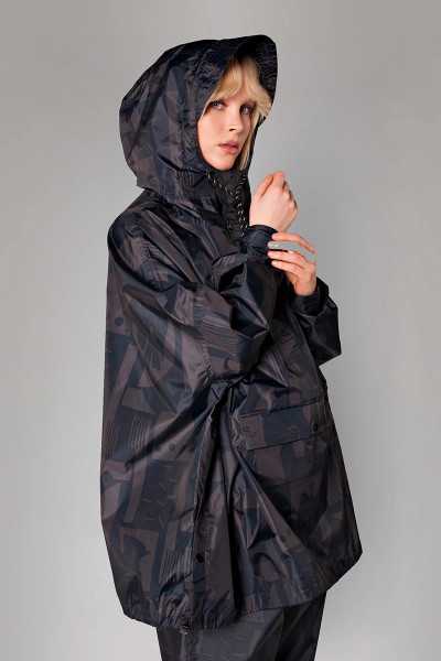 Back to Back Anorak – Rainkiss, black waterproof anorak made from recycled polyester