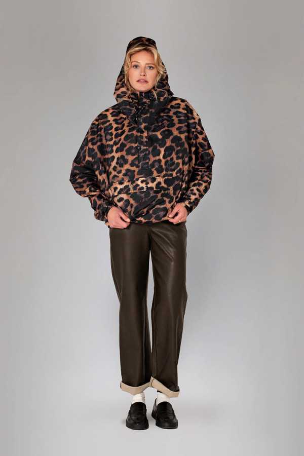 Anorak Dark Leopard – Rainkiss, anorak imperméable à motif léopard en polyester recyclé