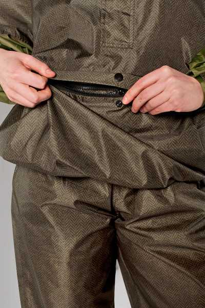 Herringbone Anorak – Rainkiss, waterproof green and black chevron anorak made from recycled polyester