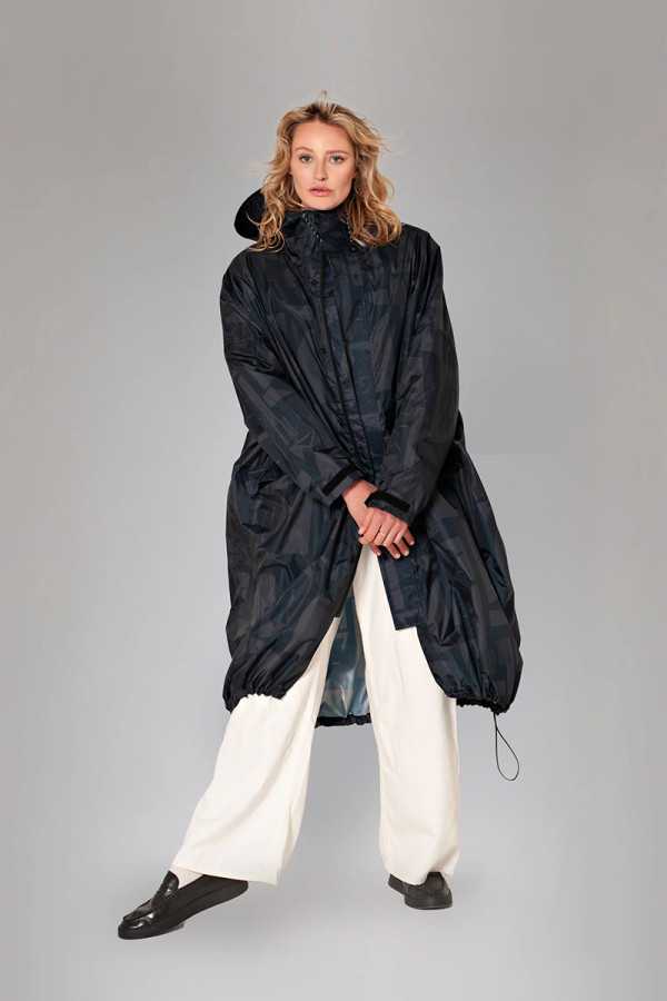 Manteau de pluie Back to Black – Rainkiss, manteau imperméable noir en polyester recyclé