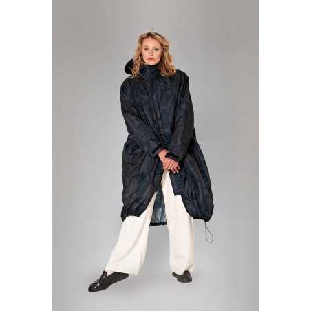 Manteau de pluie Back to Black – Rainkiss, manteau imperméable noir en polyester recyclé
