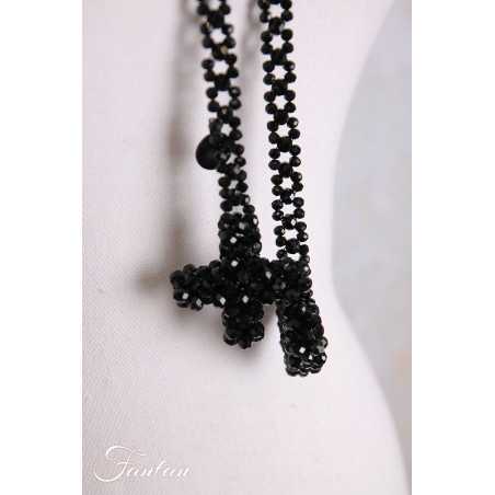 PLÜ-Plus la vie Collier long en perles noires à nouer11564