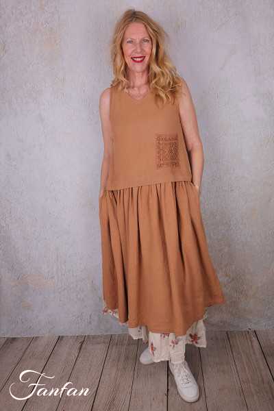 Ewa i Walla Robe Febe 55961 Bee lin